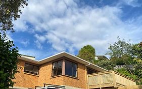 Seaview House In Howick Auckland